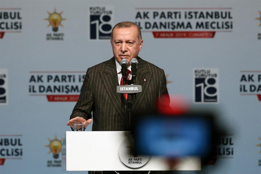 AKP Genel Başkanı Tayyip Erdoğan, partisinin İstanbul İl Başkanlığı Genişletilmiş İl Danışma Meclisi Toplantısı'nda konuşurken