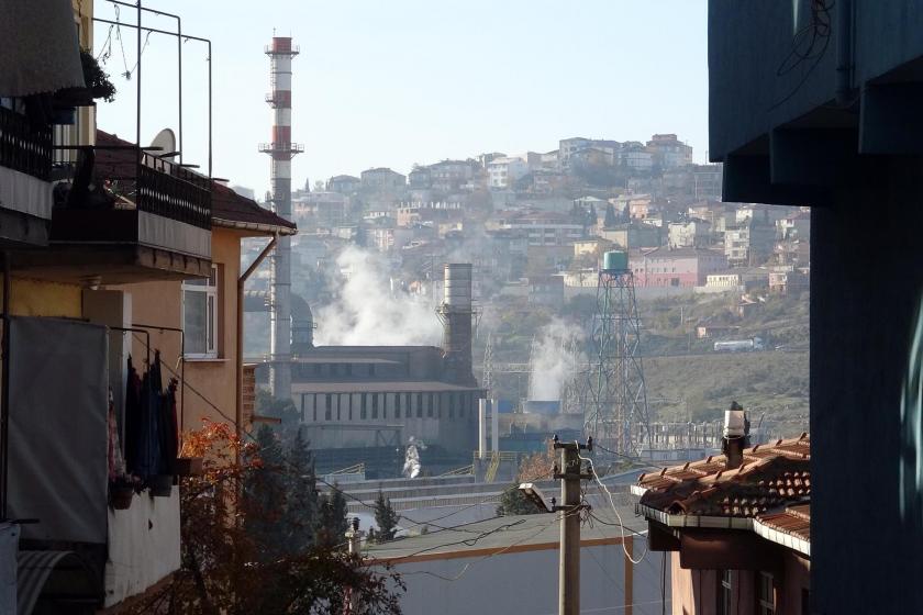 Dilovasında yer alan fabrikadan çıkan gaz