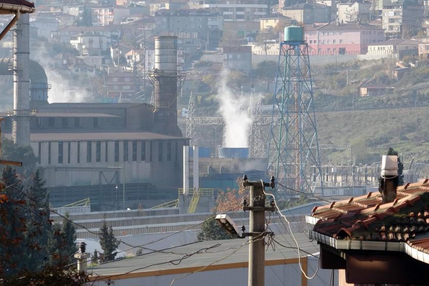 Dilovasında yer alan fabrikadan çıkan gaz