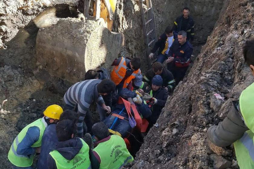 Lüleburgaz'da göçük altında kalan 2 işçi kurtarılırken