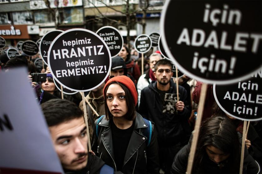 Agos önündeki Hrant Dink anması