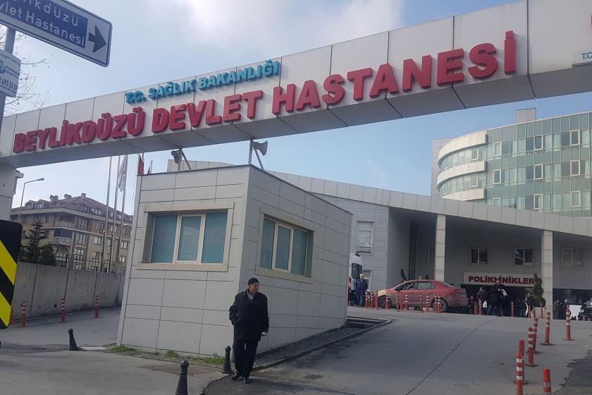 Beylikdüzü Devlet Hastanesi önü