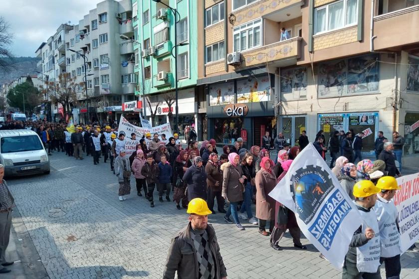 Bağımsız Maden-İş'in çağrısıyla bir araya gelen Somalı madenciler tazminat hakları için yürüyüş düzenledi.