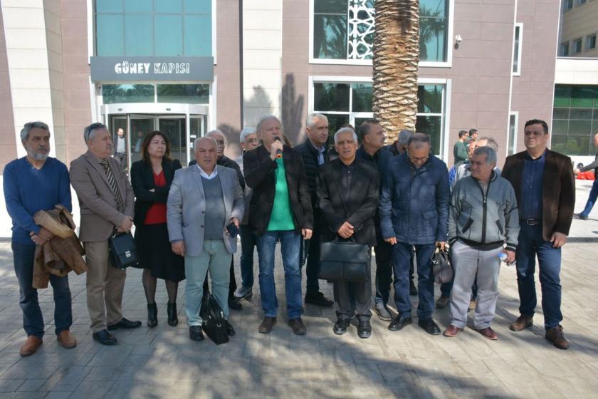 İzmir'de demokratik kitle örgütleri Çeşme ve Urla bölgesinde 12 hektarlık alanın ranta açılmasına karış dava açarak basın açıklaması yaptı