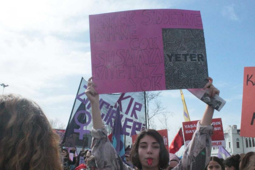 Boşanmak istediği eşi ve ailesi tarafından kaçırıldı, işkence gördü