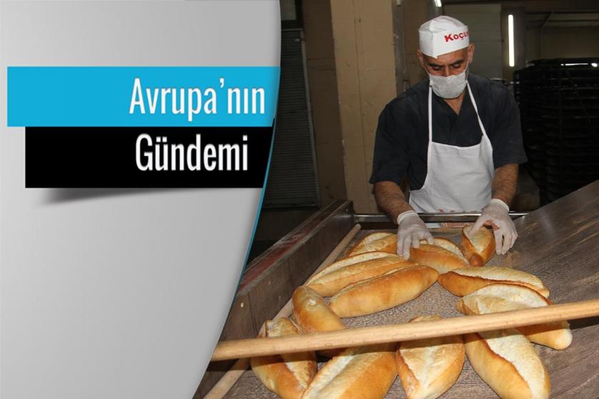 Fırıncı ve ekmekler (sağda)