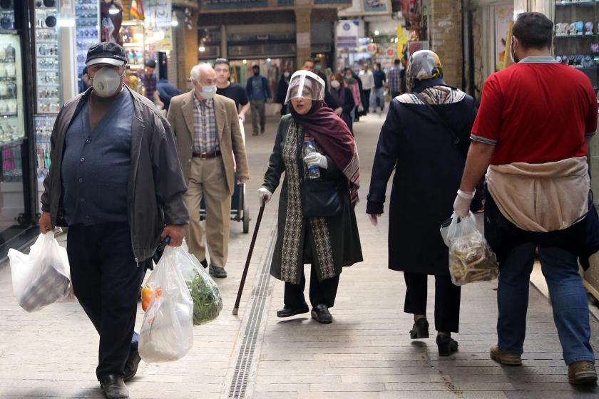 Koronavirüs (Kovid-19) salgını tedbirleri sonrası İran sokakları.