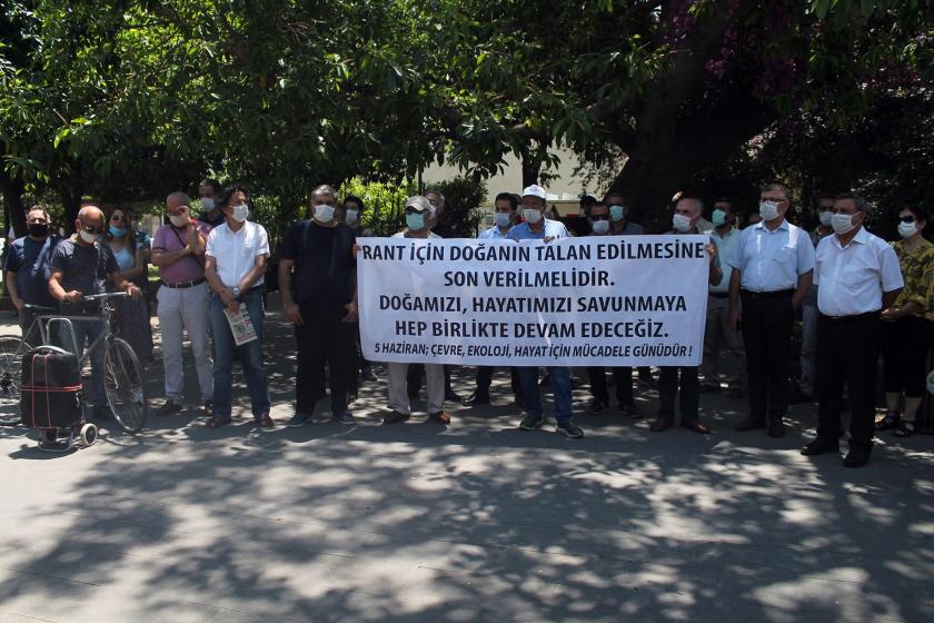 Adana'da Dünya Çevre Günü'nde doğa talanı protesto edildi