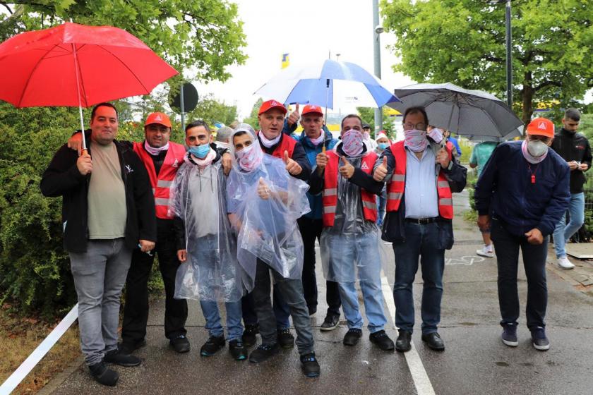 Almanya'da Bosch işçilerinin işten atmalara karşı düzenlediği eylem