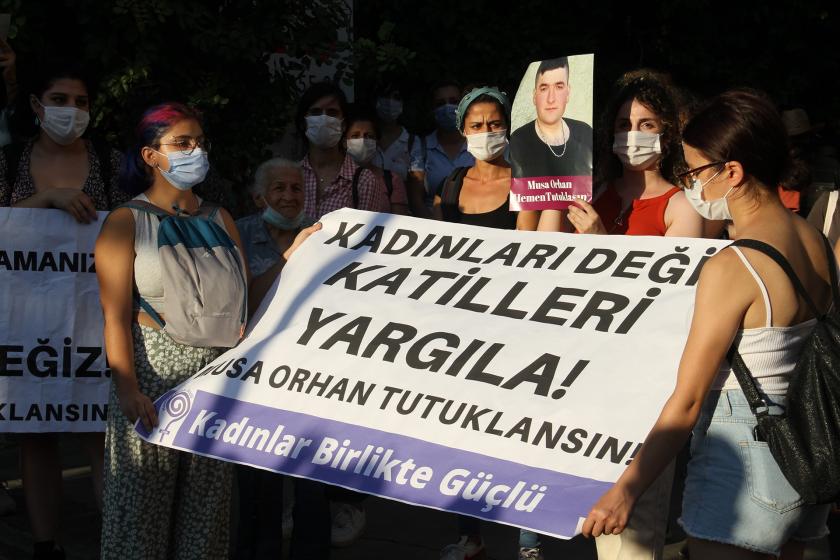 İzmir'de kadınlar İpek Er için adalet istedi