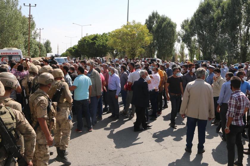 Afyon’da silahlı saldırı sonucu yaşamını yitiren Kürt işçi toprağa verildi