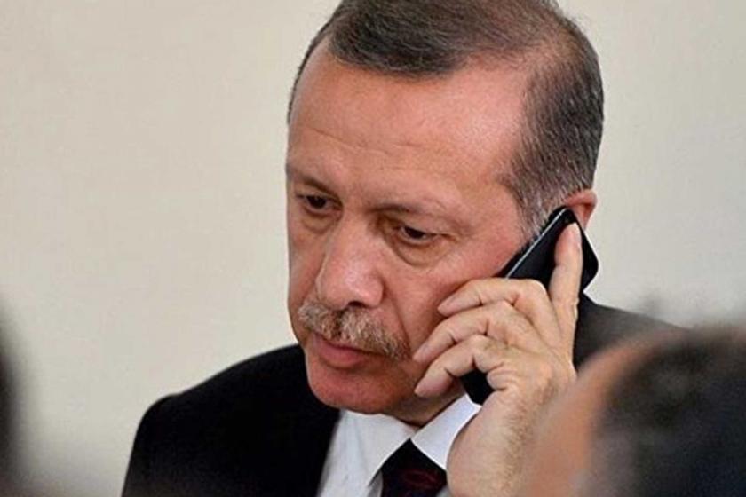 Cumhurbaşkanı Erdoğan, telefonla görüşürken