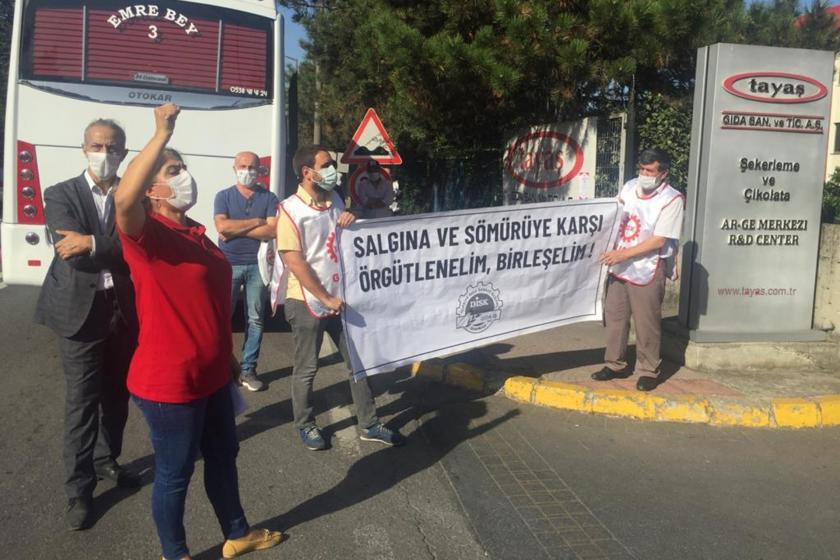 Gıda-İş sendikası Gebze TAYAŞ fabrikası önünde işçilere seslendi, örgütlenme çağrısı yaptı.