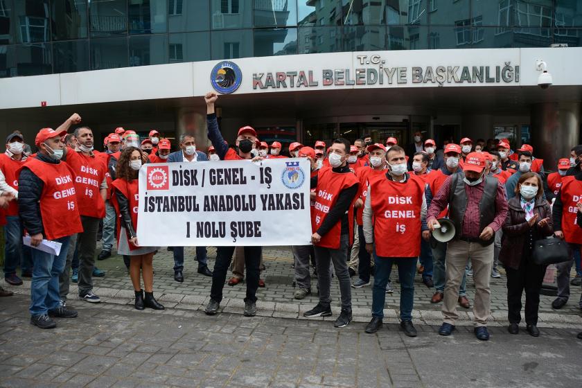 Kartal Belediyesinde anlaşma sağlanamadı, işçiler belediyeye grev kararını astı