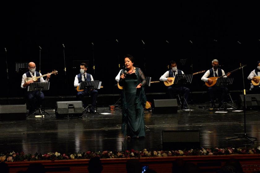 Bursa Büyükşehir Belediyesi Orkestra Şube Müdürlüğü Türk Halk Müziği Bölümü konseri