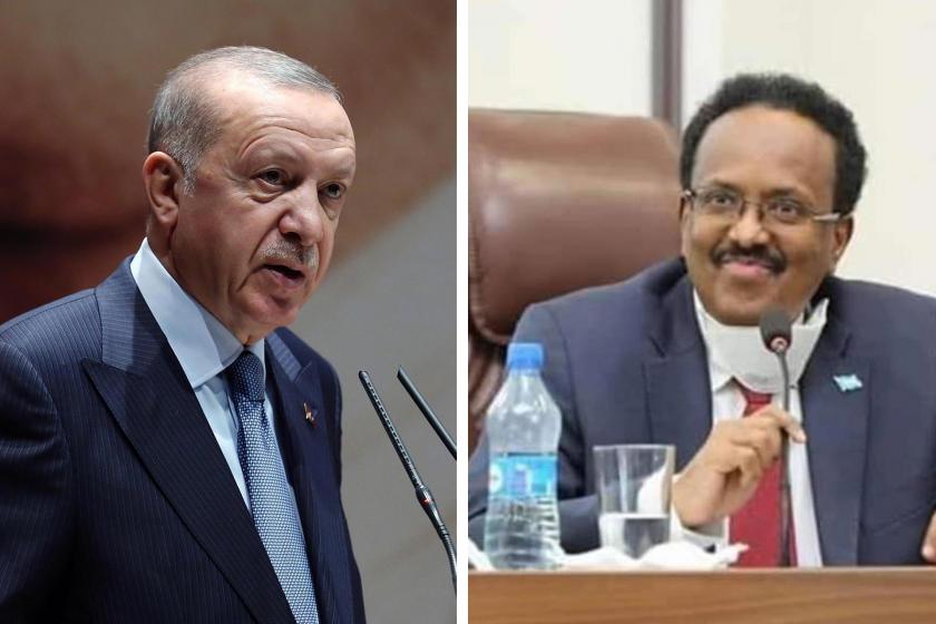 Recep Tayyip Erdoğan (solda) ve Mohamed Abullahi Mohamed Farmajo 