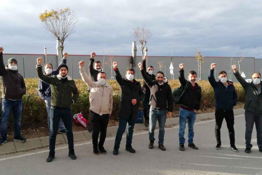 Systemair HSK fabrikasında çalışan Birleşik Metal-İş'e üye 12 işçi, sendikadan istifa etmedikleri için ücretsiz izne çıkarıldı.