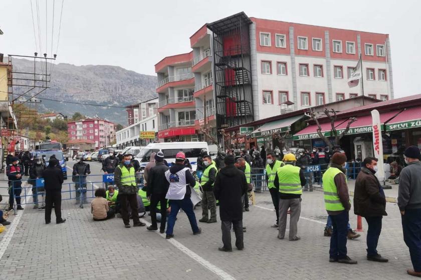 Ankara'ya yürümek isteyen Ermenekli madenciler yine engellendi | 30 kişi gözaltında