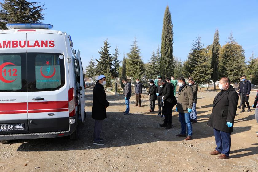 Kovid-19 sonucu yaşamını yitiren  Hasan Demir defnedildi