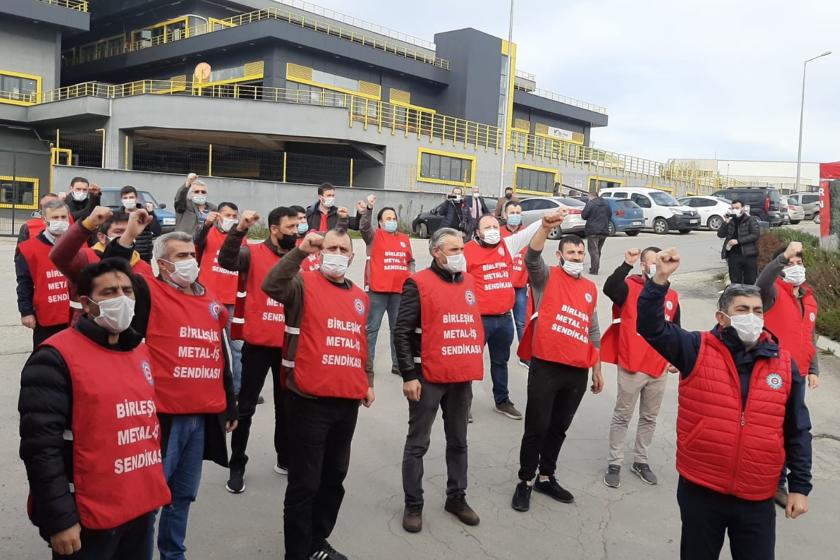 Baldur Süspansiyon işçileri fabrikaya grev kararını astı