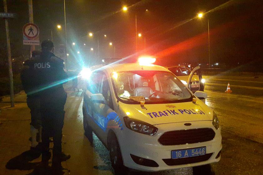 Trafik polisi denetim görevinde iken