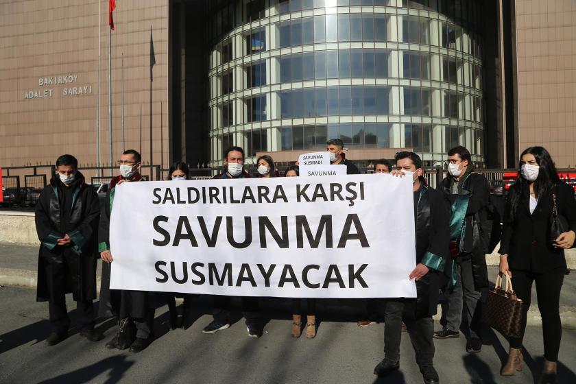 Stajyer Avukat Tuğçe Boğa'ya uygulanan şiddet protesto edildi