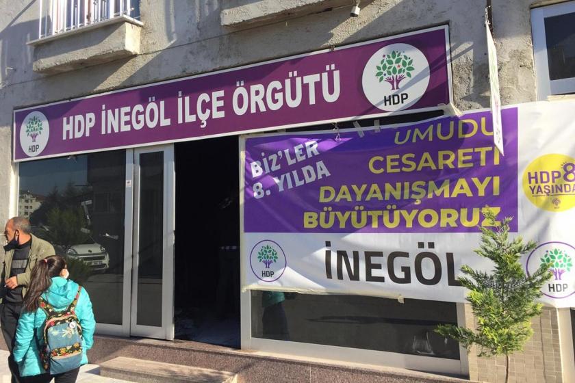 HDP İnegöl il binası