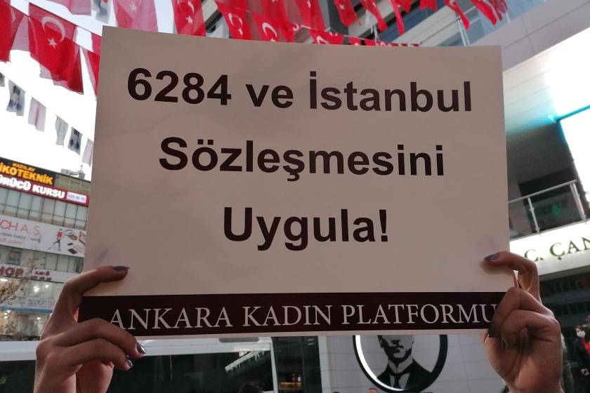 6284 ve İstanbul Sözleşmesini uygula yazılı döviz