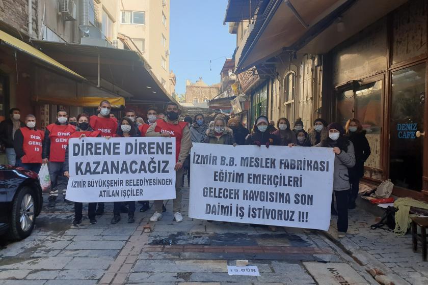 İzmir Büyükşehir Belediyesine bağlı İZENERJİ ve İZELMAN’da çalışırken işten atılan işçiler, direnişteki Meslek Fabrikası emekçilerini ziyaret etti.