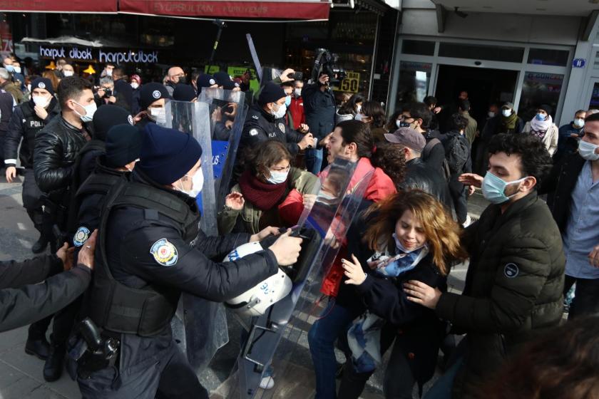 Ankara'da boğaziçili öğrenciler için eylem yapanlar gözaltına alındı