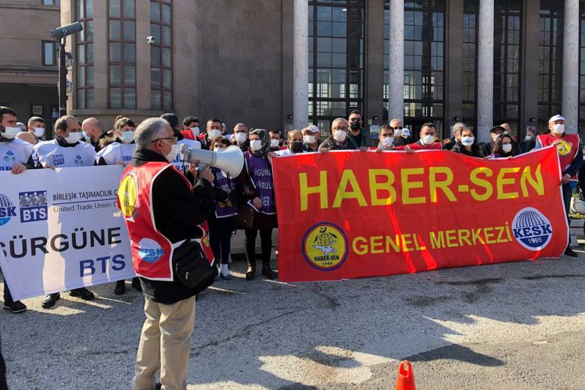 Ankara'ya yürüyen BTS ve Haber-Sen, gar önünde açıklama yaptı