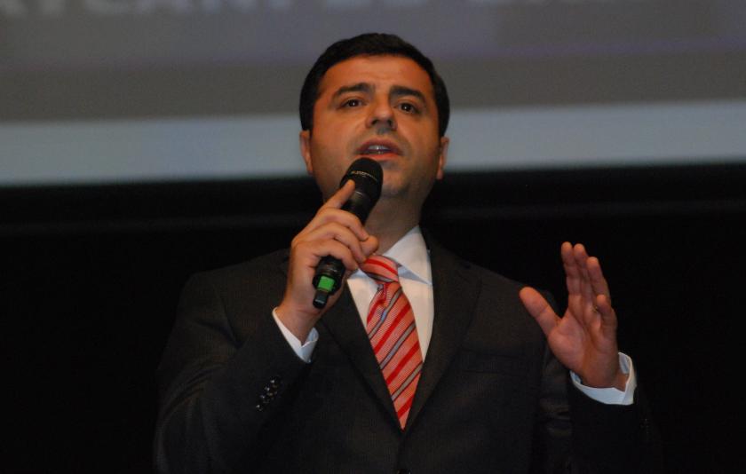 Demirtaş, "Cumhurbaşkanına hakaret" suçlamasıyla 3 yıl 6 ay hapse çarptırıldı