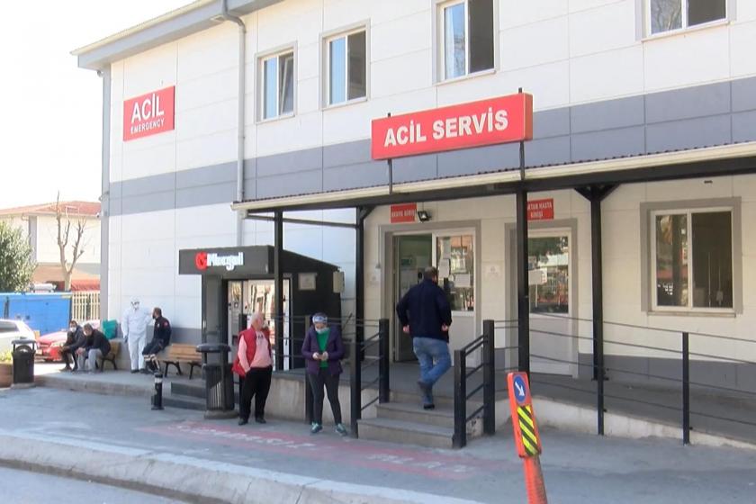 Acil Servis önü