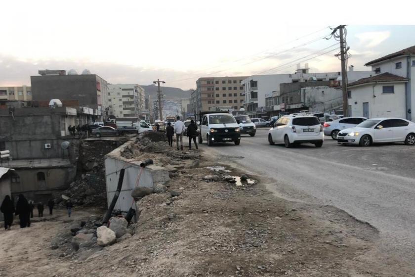 Cizre'de Yafes Caddesi'nde bozuk yol