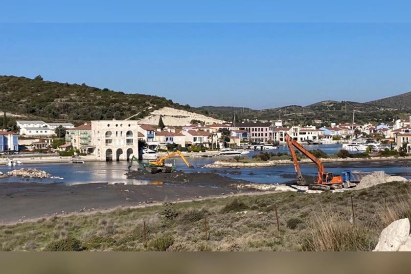 Alaçatı sulak alanında (Alaçatı Port) devam eden inşaat