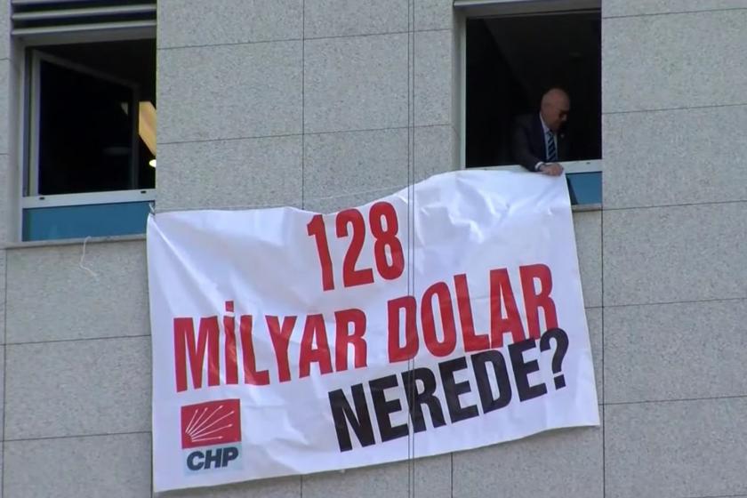 Mahmut Tanal Meclis'e 128 milyar dolar nerede pankartı astı