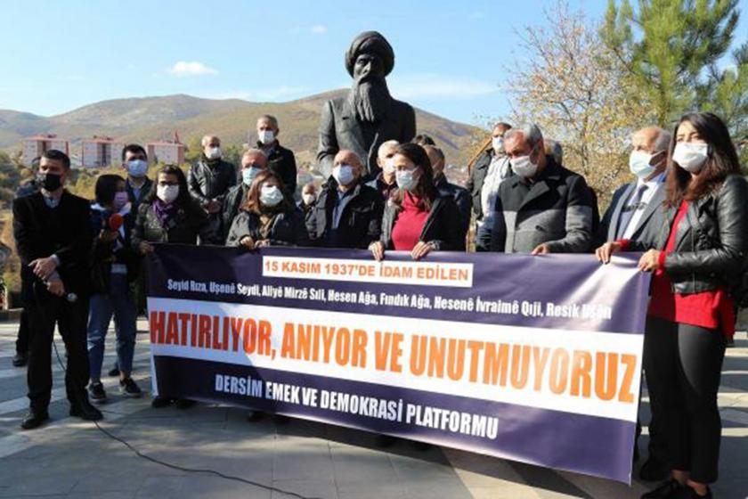 Dersim Emek ve Demokrasi Platformunun Dersim Katliamı'nın yıl dönümünde yaptığı basın açıklamasından bir fotoğraf.