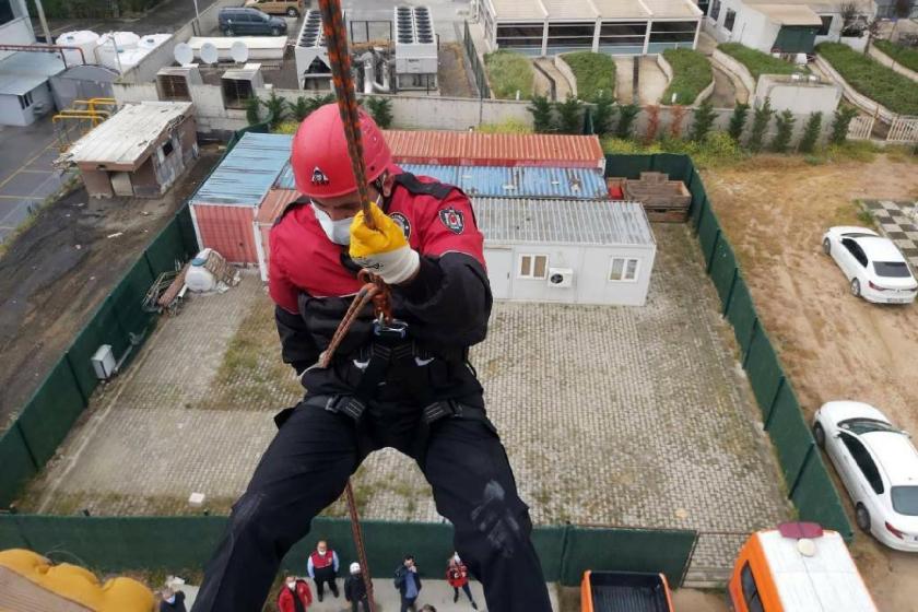 Kartal'da afet gönüllülerine eğitim verilmeye başlandı