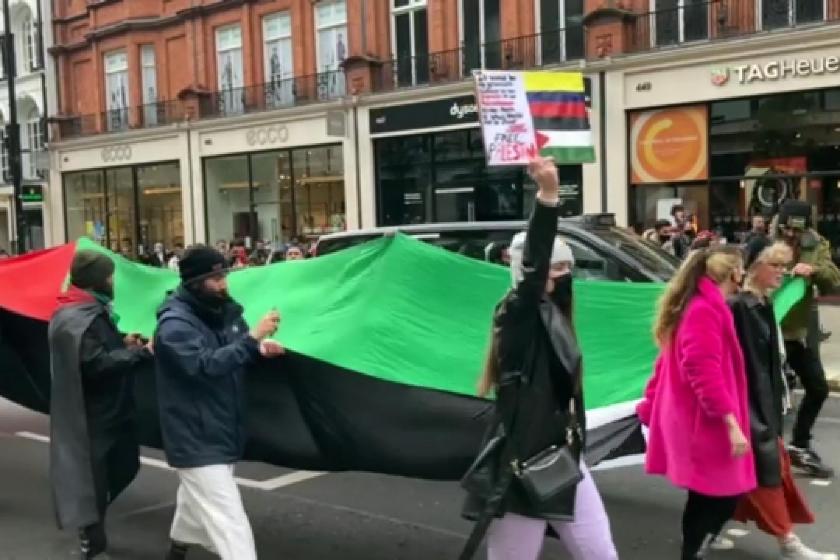 İsrail'in Filistinlilere yönelik saldırıları Londra'da protesto edildi