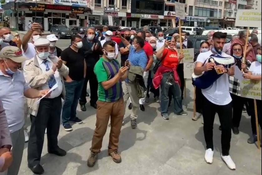 Ardeşen'de çay kotası protesto edildi