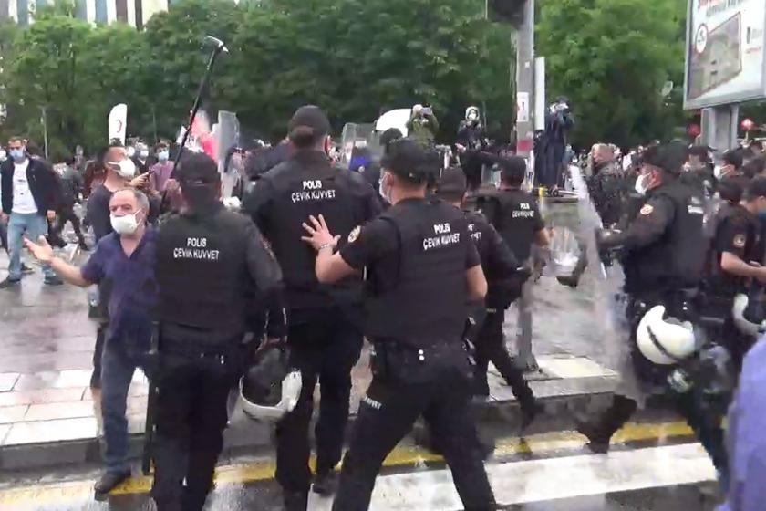 Ankara'da Ethem Sarısülük'ün anmasına polis engel oldu.