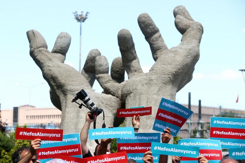 İstanbul'daki gazetecilere yönelik polis şiddeti Ankara'da protesto edildi