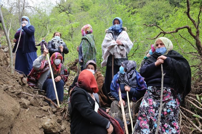 İkizdere'de yaşam alanlarını savunan yurttaşlar.