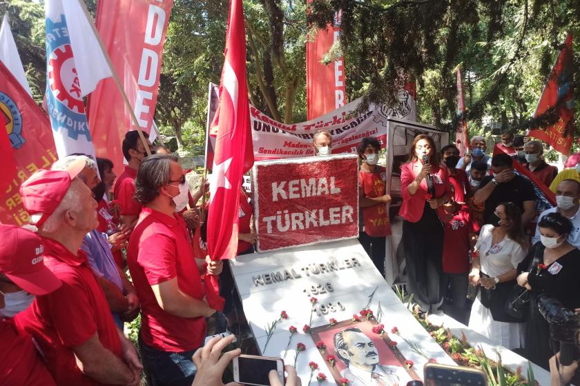 Kemal Türkler'in mezarı başında anma