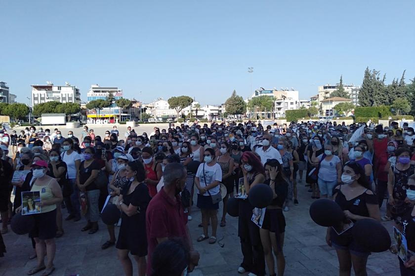 Yağmur Tayhan'ın öldürülmesini protesto eden kadınlar