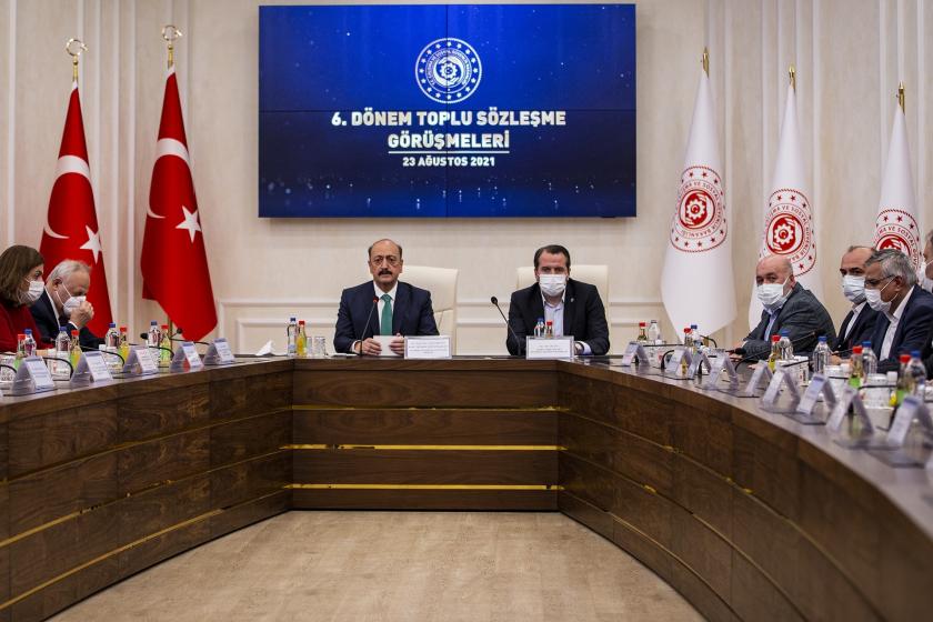 Çalışma ve Sosyal Güvenlik Bakanı Vedat Bilgin, memur ve memur emeklisinin 2022-2023 yıllarındaki mali ve sosyal haklarının belirleneceği 6. Dönem Toplu Sözleşme görüşmelerinin sonucunu açıkladı.