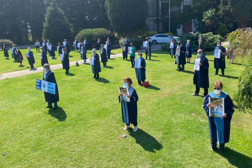 Boğaziçi Üniversitesi akademisyenleri 