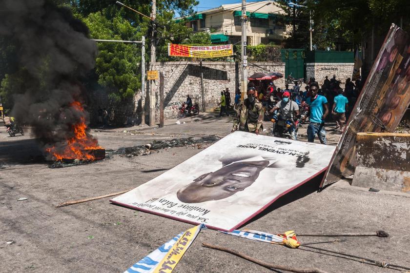 Haiti'de yüksek akaryakıt fiyatları protesto edildi