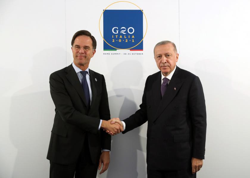 Tayyip Erdoğan (sağda), Mark Rutte (solda) 