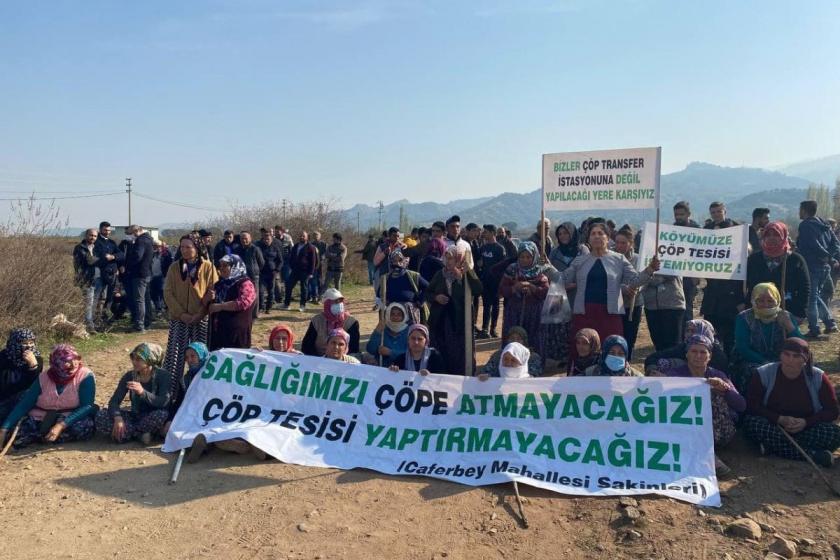 Salihli ilçesinde çöp tesisine karşı köylülerin nöbet eylemi başlatması üzerine şirket iş makinalarını geri çekti, jandarma da bölgeden ayrıldı.